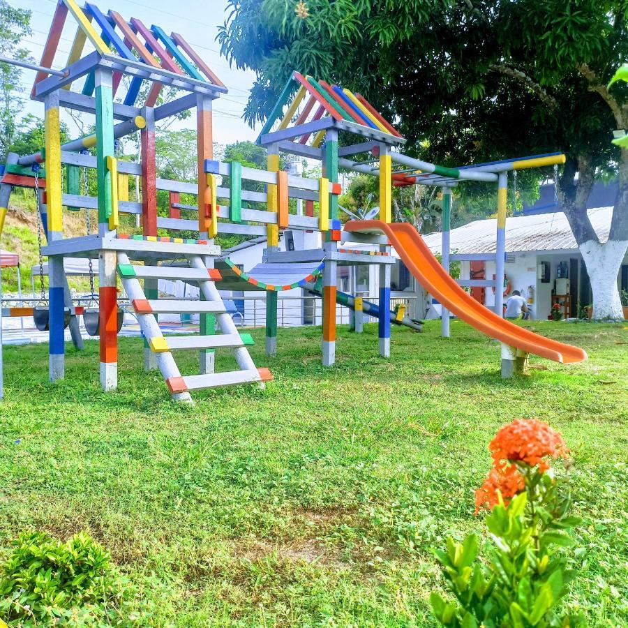 Inversiones Napoles Hotel 3*
